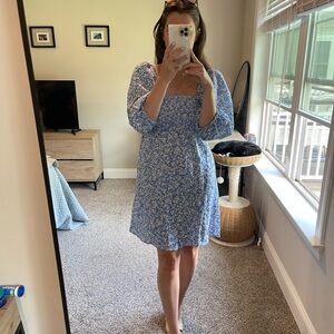 Tuckernuck Blue and White Floral Long Sleeve Dress